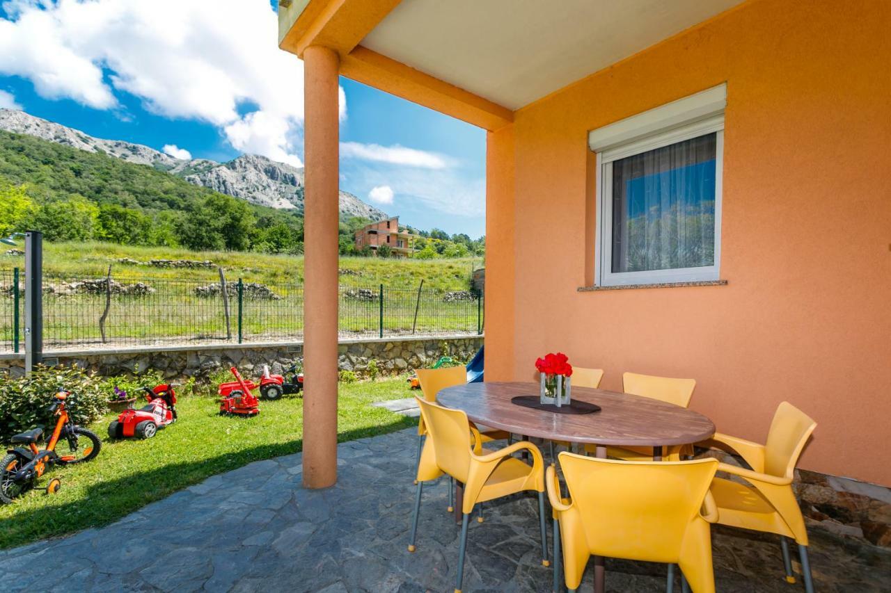 Apartment Medved Baška Exteriör bild