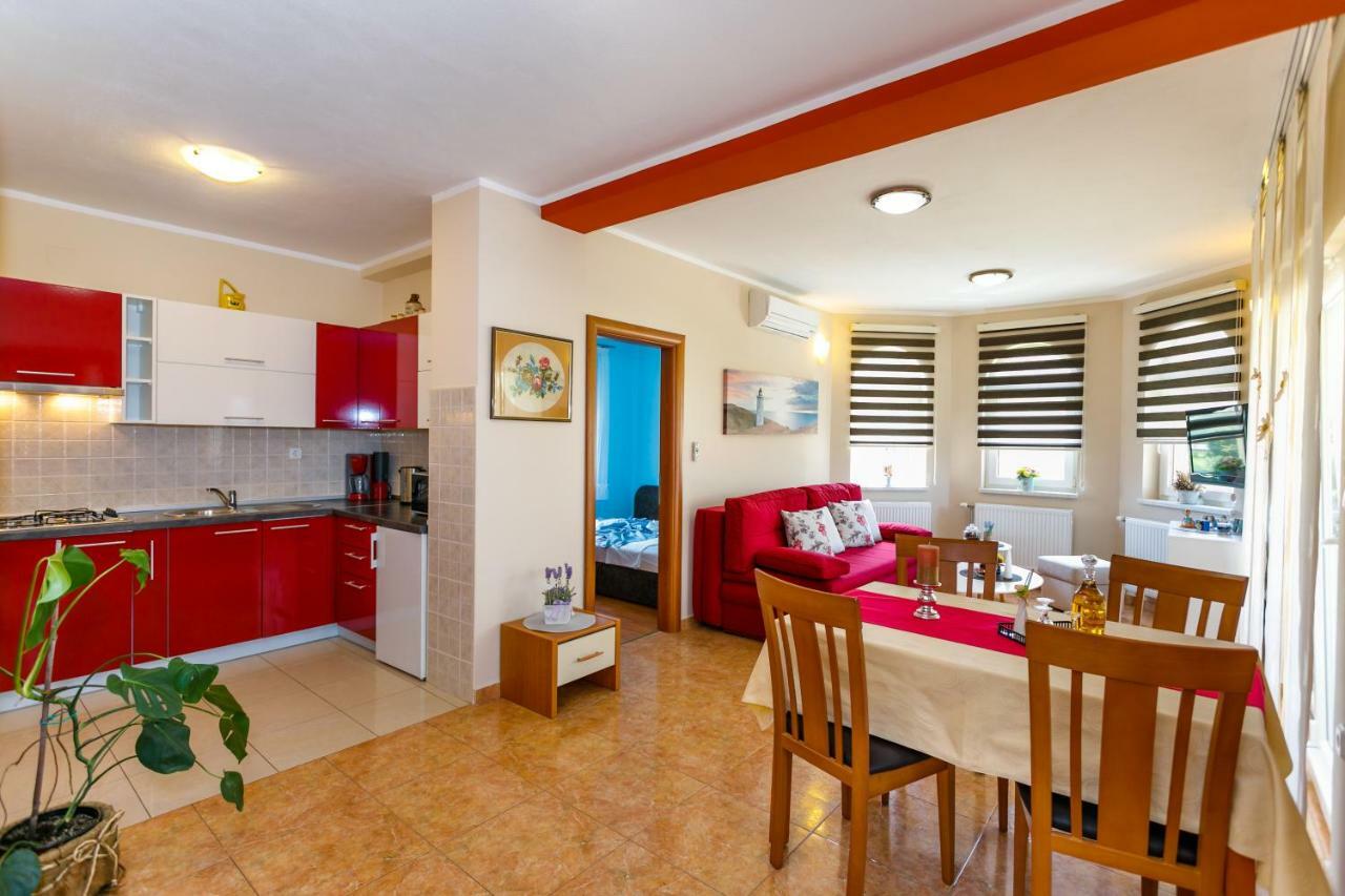 Apartment Medved Baška Exteriör bild