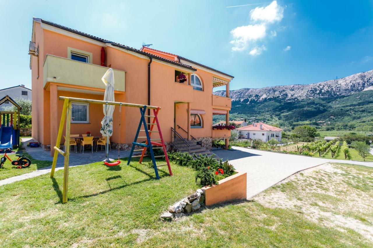 Apartment Medved Baška Exteriör bild